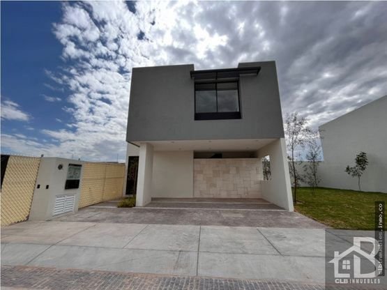 Fachada de casa en venta modelo Dante en Andrea residencial, Aguascalientes